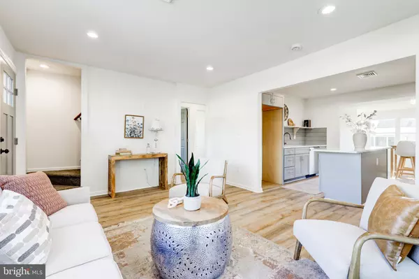 Norwood, PA 19074,20 N MARTIN LN