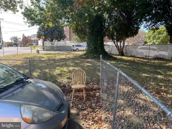 Philadelphia, PA 19116,10752 JEANES ST