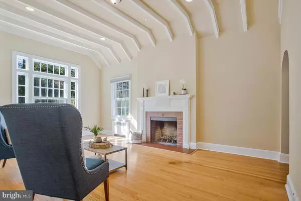 Davidsonville, MD 21035,2883 PATUXENT RIVER RD