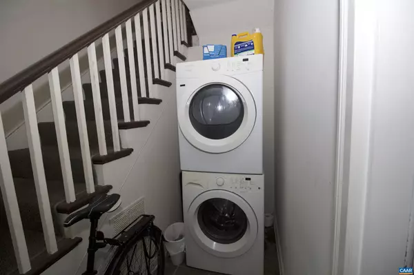 Charlottesville, VA 22903,110 NW 7TH ST #1B