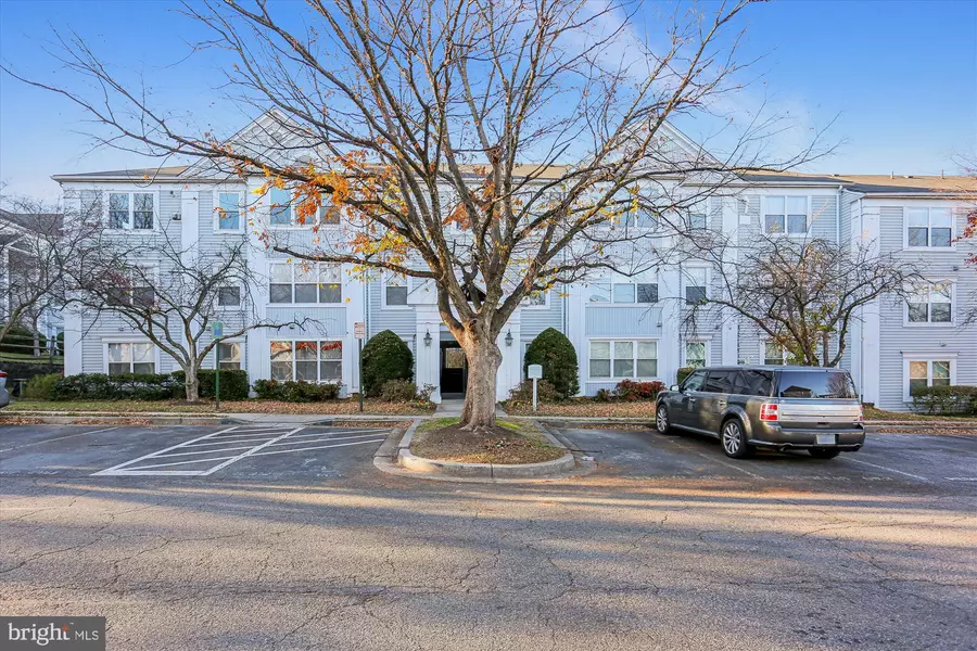 14104 VALLEYFIELD DR #9-5, Silver Spring, MD 20906