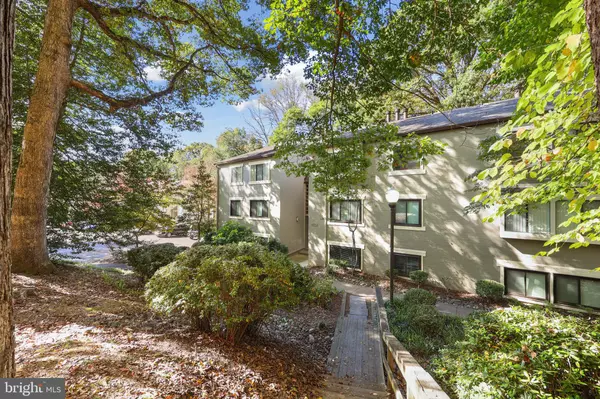 Reston, VA 20191,11721 KARBON HILL CT #T2