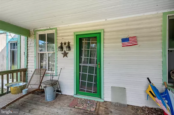 Burke, VA 22015,9316 LEE ST