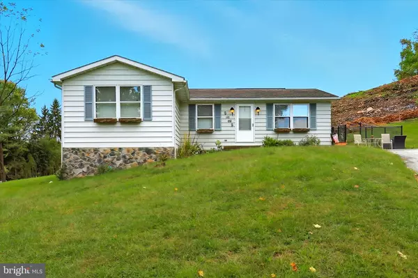 Waynesboro, PA 17268,8328 THAMES CT