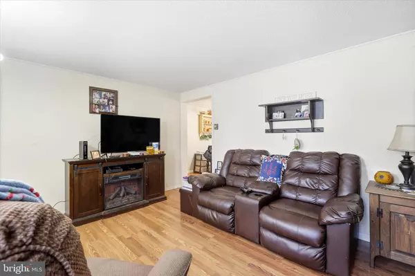 Waynesboro, PA 17268,8328 THAMES CT