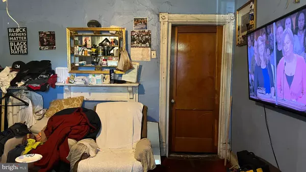 Washington, DC 20020,2005 FAIRLAWN AVE SE