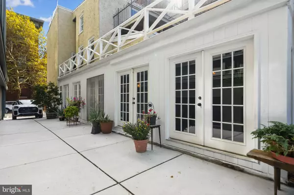 Philadelphia, PA 19106,254 N LAWRENCE ST