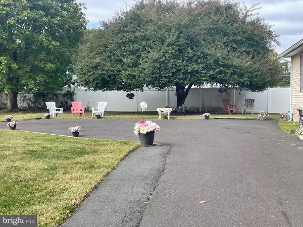 Ewing Twp, NJ 08560,140 CRESCENT AVE