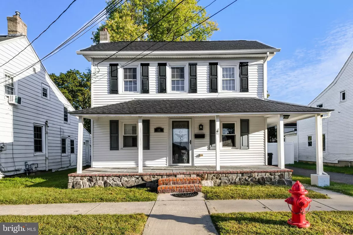 Woodstown, NJ 08098,35 GREEN ST