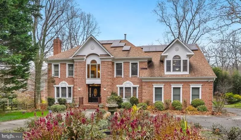 9454 SEVEN LOCKS RD, Bethesda, MD 20817