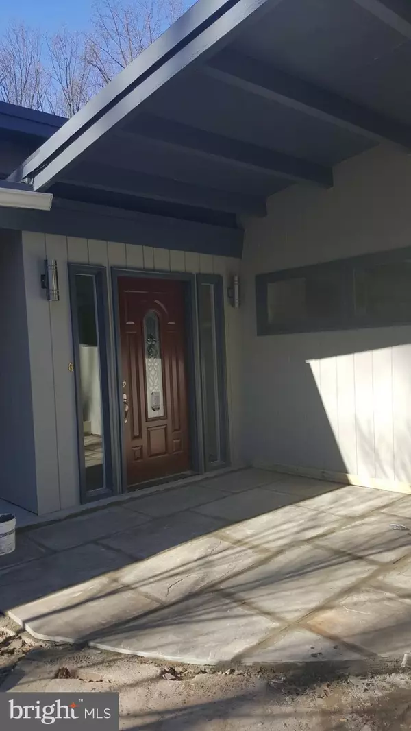 Mclean, VA 22101,7425 DULANY DR