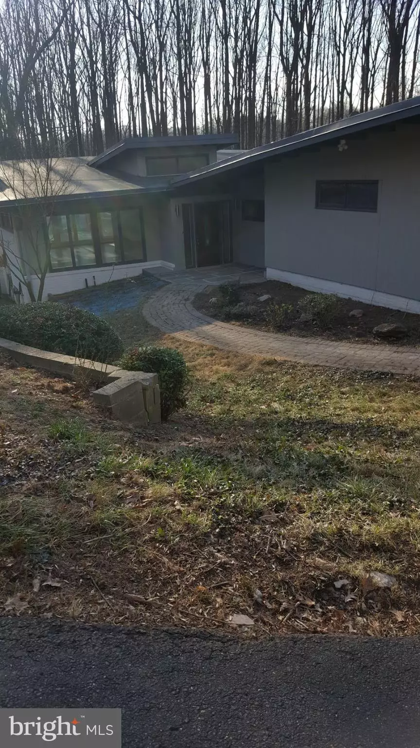 Mclean, VA 22101,7425 DULANY DR