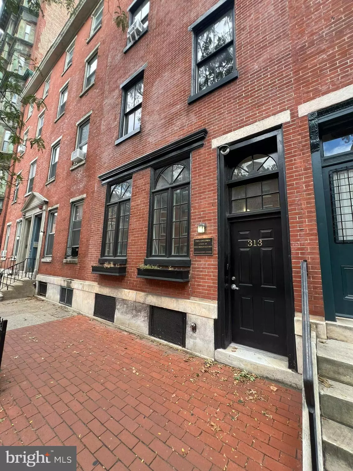 Philadelphia, PA 19102,313 S 16TH ST