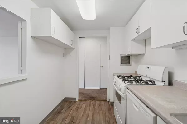 Jenkintown, PA 19046,100 WEST AVE #530 -SOUTH