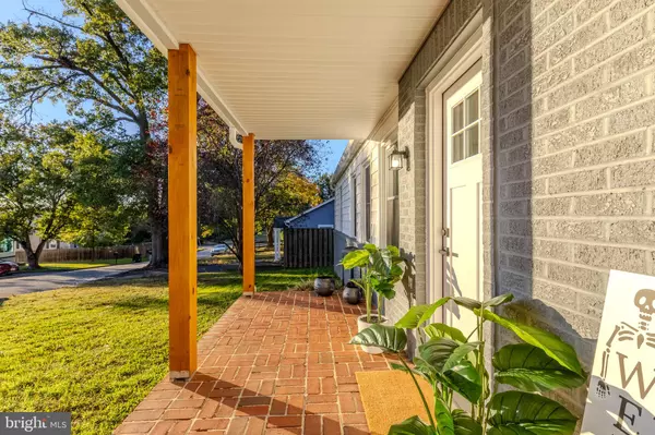 Elkridge, MD 21075,6109 DOWNS AVE