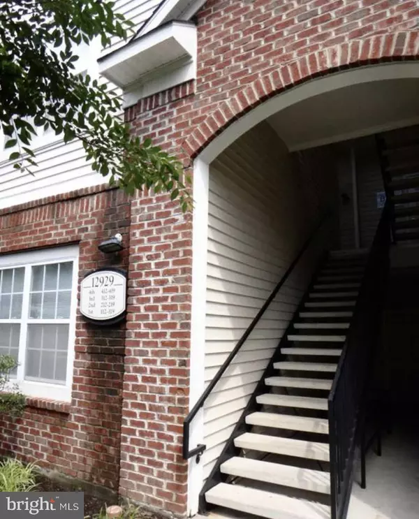 Herndon, VA 20171,12921 CENTRE PARK CIR #303