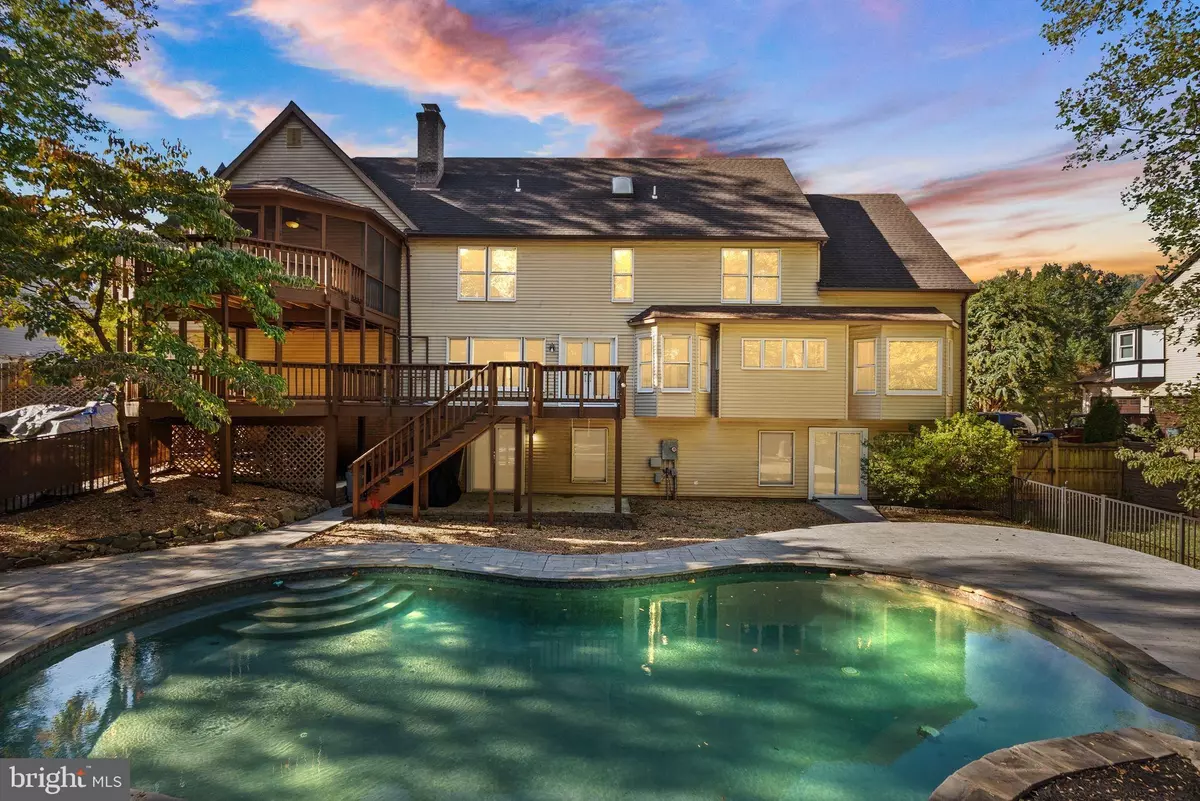 Herndon, VA 20170,1235 GILMAN CT