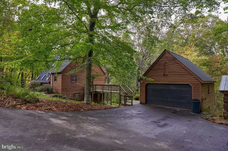 67 DEER LN, Holtwood, PA 17532