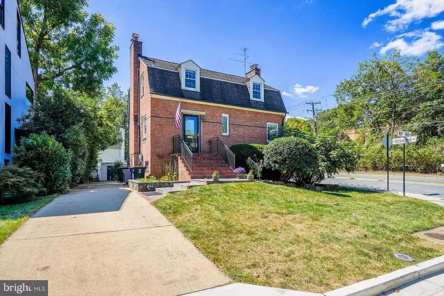 3214 19TH RD N, Arlington, VA 22201