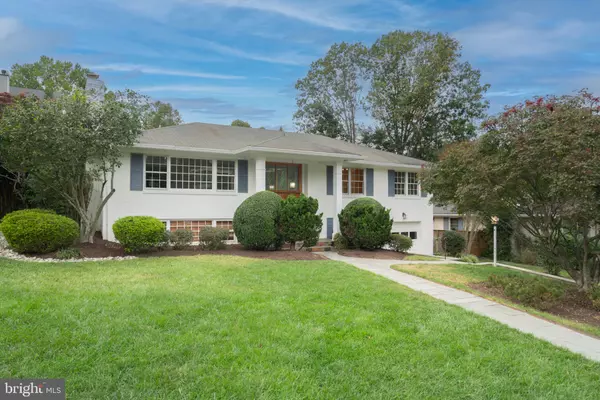 Mclean, VA 22101,1438 COLLEEN LN