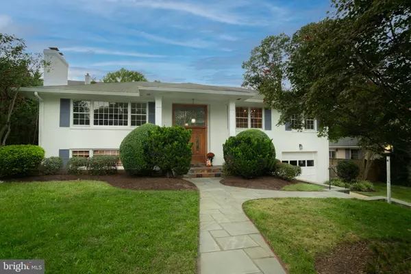 Mclean, VA 22101,1438 COLLEEN LN