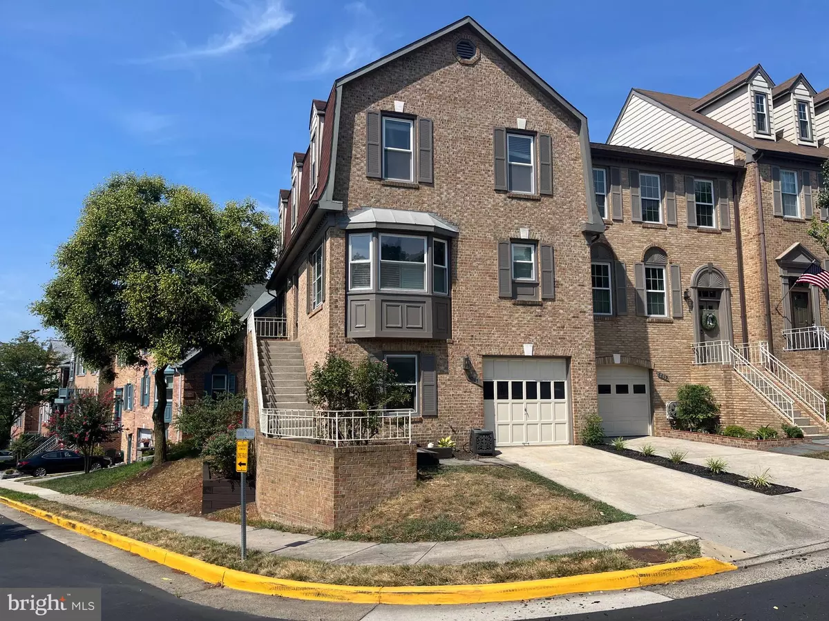 Alexandria, VA 22315,6017 CROMWELL PL