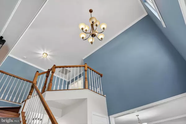 Ashburn, VA 20147,43213 WAYSIDE CIR