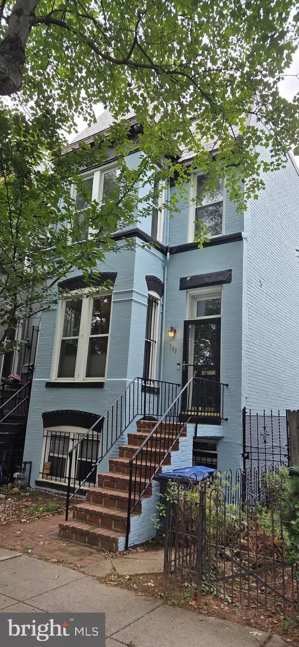 Washington, DC 20002,703 13TH ST NE