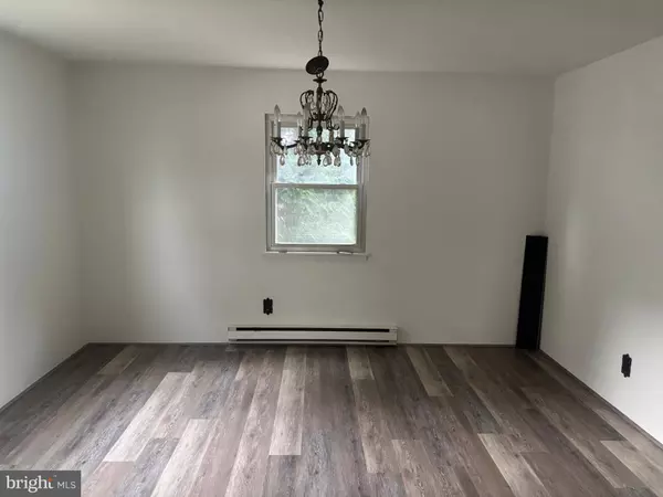 Willow Grove, PA 19090,2812 LILLIAN AVE