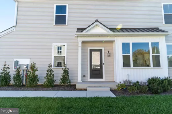 Warminster, PA 18974,48 PARRY