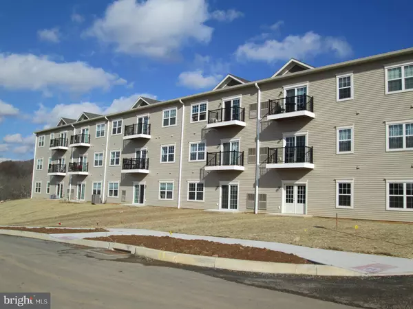 Sinking Spring, PA 19608,113 LEGACY BLVD #204