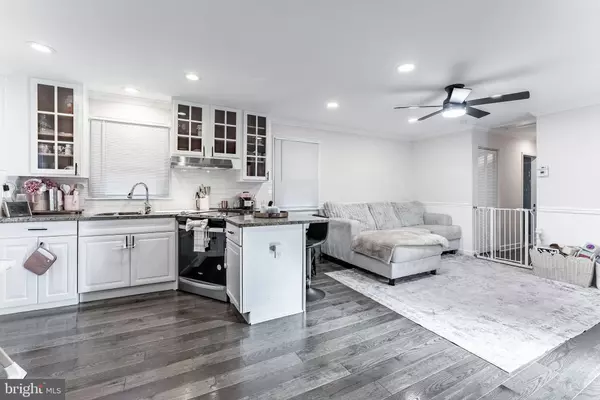 Manassas, VA 20111,7822 OAK ST