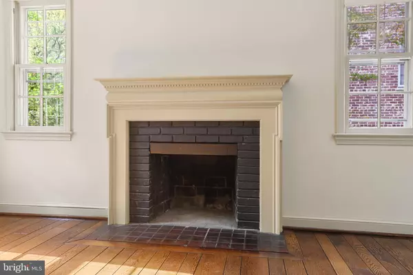 Washington, DC 20007,5025 V ST NW