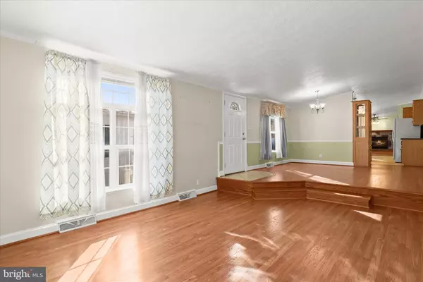 Severn, MD 21144,8006 FAIR BREEZE DR