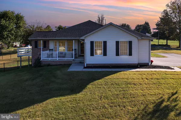 22 PEMBERTON DR, East Berlin, PA 17316