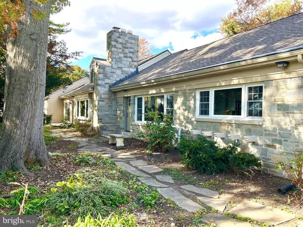 York, PA 17408,203 HILLSIDE TER