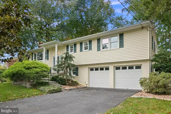 Alexandria, VA 22309,3026 BATTERSEA LN