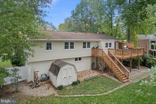 Alexandria, VA 22309,3026 BATTERSEA LN
