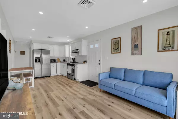 Tuckerton, NJ 08087,26 S SPINNAKER DR