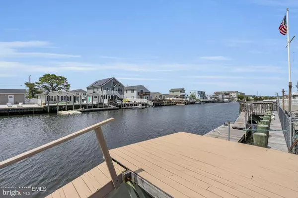 Tuckerton, NJ 08087,26 S SPINNAKER DR