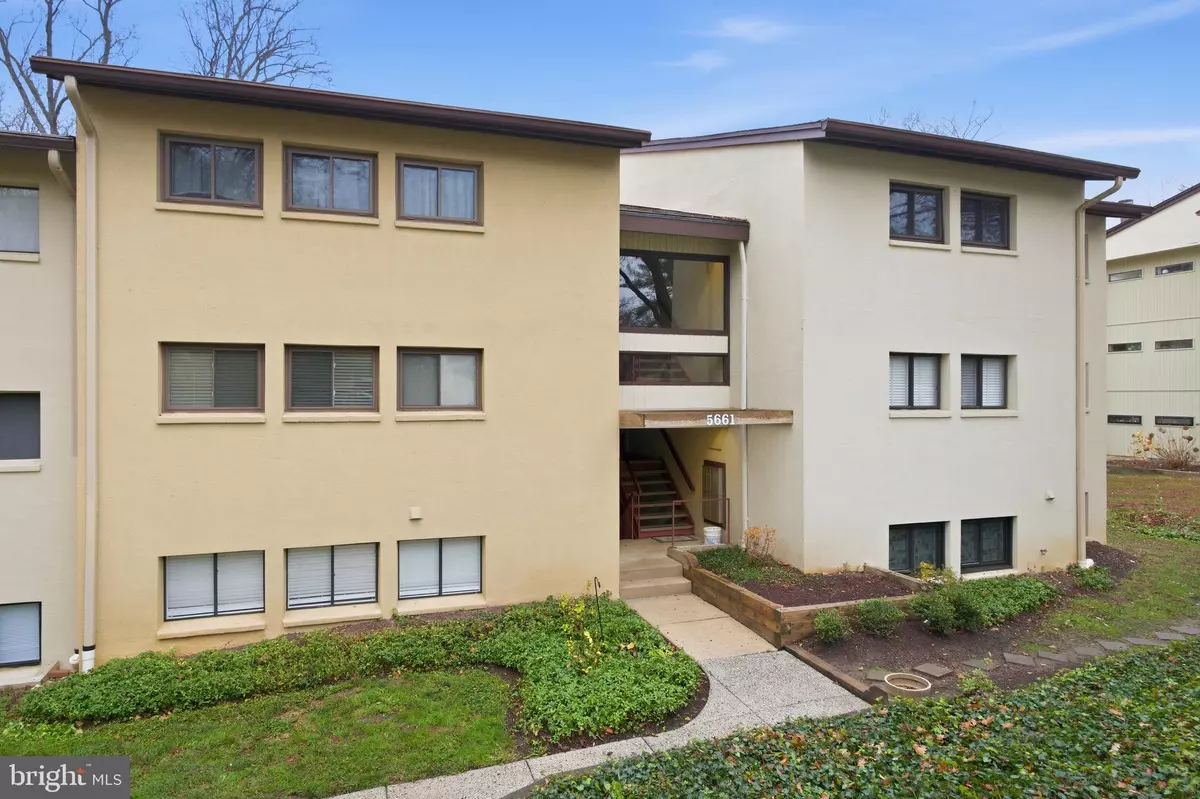 Columbia, MD 21044,5661 HARPERS FARM RD #F