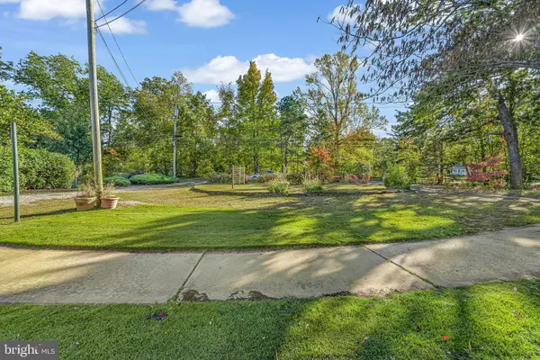 Williamstown, NJ 08094,3308 LAKESIDE DR