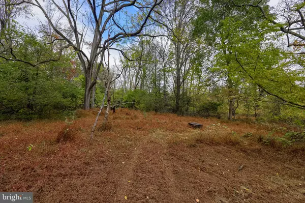 Phoenixville, PA 19460,109 SHEEDER RD