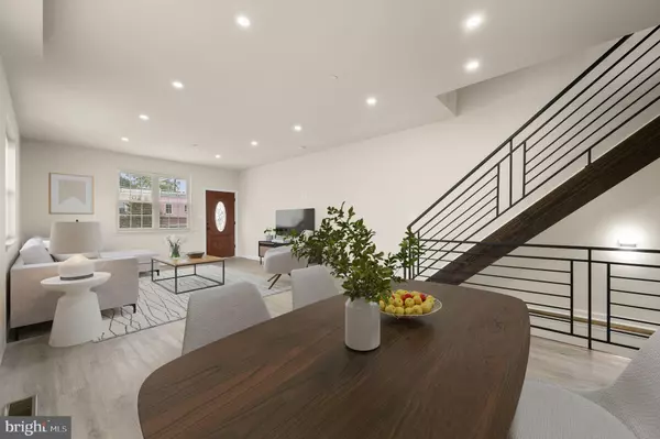 Philadelphia, PA 19143,4828 GREENWAY AVE