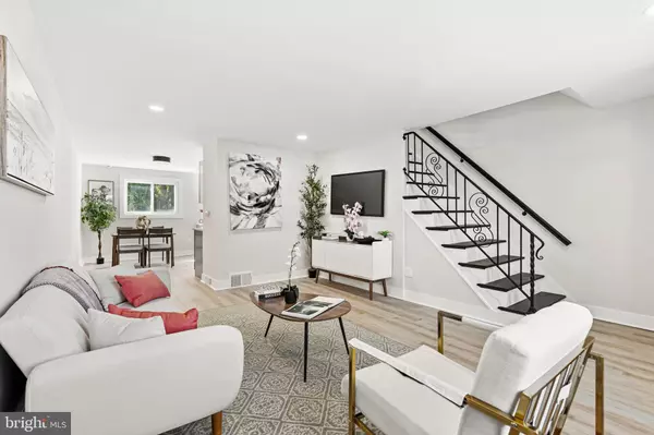 Folcroft, PA 19032,726 GRANT RD