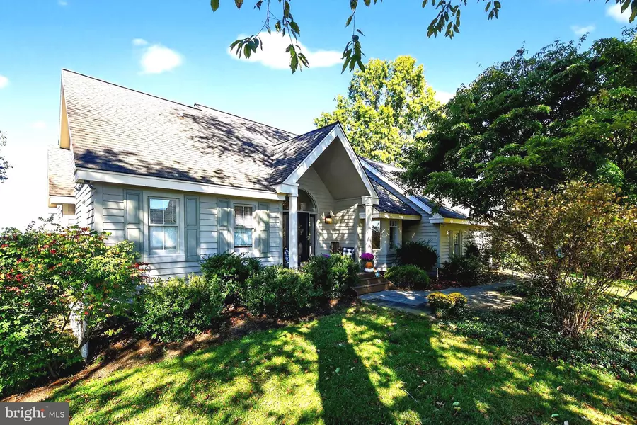 5 WILKINSON DR, Landenberg, PA 19350