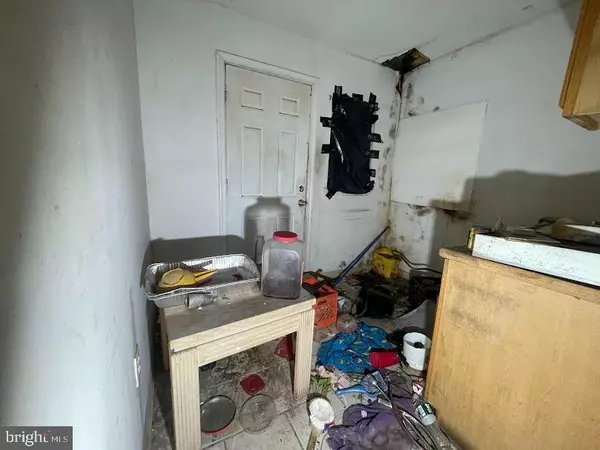 Philadelphia, PA 19133,1017 W ORLEANS ST