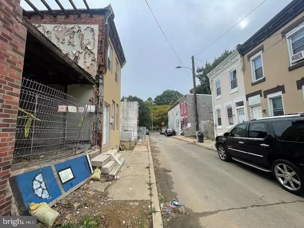 Philadelphia, PA 19133,1017 W ORLEANS ST