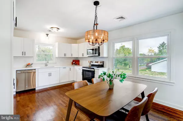 Hummelstown, PA 17036,403 LARCHMONT RD