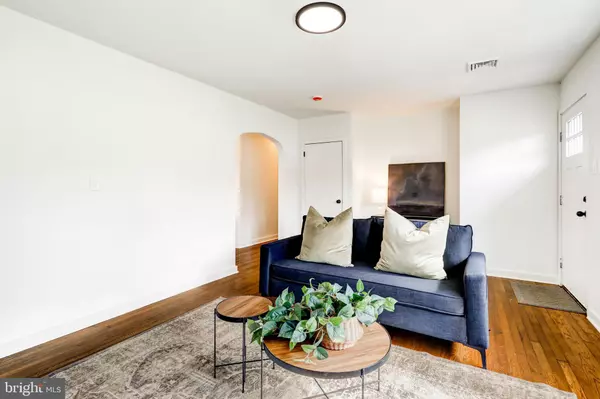 Hummelstown, PA 17036,403 LARCHMONT RD